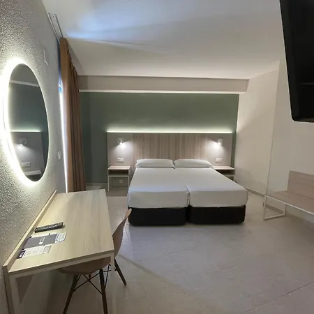 马可尼酒店 3* 貝尼多姆